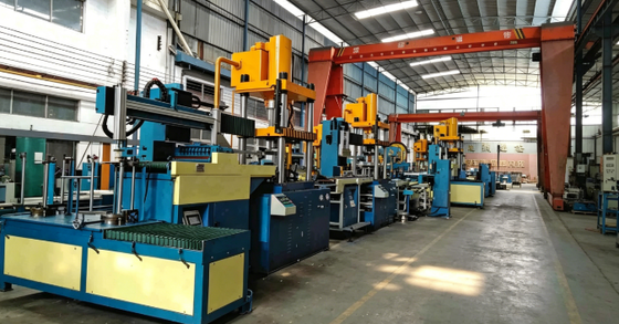 Dobra cena Hydrauliczna automatyczna maszyna do formowania czajników 1500KN | Silnik 30 kW, stół roboczy 700 × 880 mm Naczynia kuchenne i przybory kuchenne ze stali nierdzewnej Sprzęt do tłoczenia w Internecie