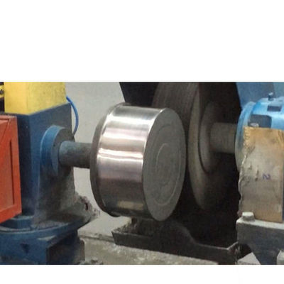 Automatyczny CNC Metalowe naczynia kuchenne Szlifowanie maszyny polerowania dla aluminium Pans ze stali nierdzewnej Polerowanie maszyny