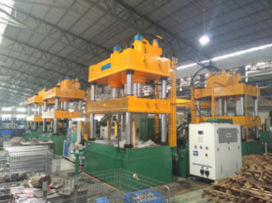 Maszyna do prasowania hydraulicznego do automatyzowanego dużych obszaru metalowego składnika stołu roboczego Servo rozciągające urządzenia z sterowaniem
