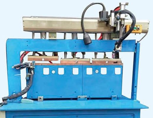 Specjalna automatyczna maszyna spawalnicza do płaskości splicingowej w produkcji zlewów