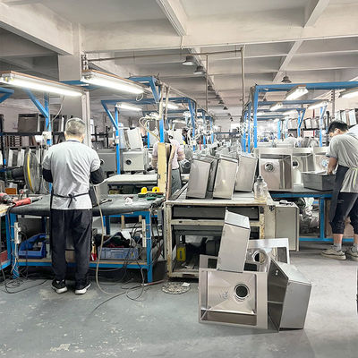 Uniwersalna linia produkcyjna z stali nierdzewnej
