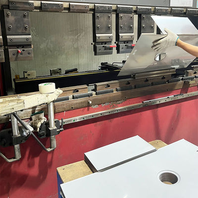 Precyzyjna maszyna do gięcia arkuszy CNC do produkcji sprzętu kuchennego z stali nierdzewnej 201