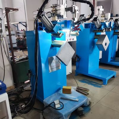Łatwe w obsłudze i dostosowywalne parametry spawania, okrągły kącik CNC spawarka