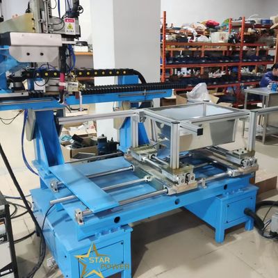 Wysoki stopień automatyzacji Produkcja zlewu ręcznego ze stali nierdzewnej Wielofunkcyjna maszyna do spawania powierzchni CNC