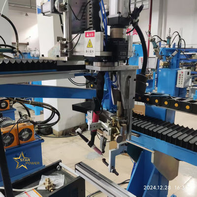 System CNC z sterowaniem programowaniem PLC Maszyna do spawania powierzchni zlewu ze stali nierdzewnej