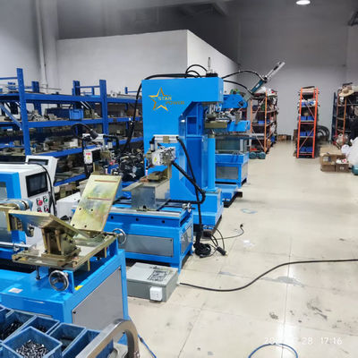 Wszyscy wiedzą łatwy w obsłudze Maszyna do szycia i prasowania kątowego do narzędzi kuchennych ze stali nierdzewnej Pomóż mi w skrócie przedstawić ten produkt naszej firmy