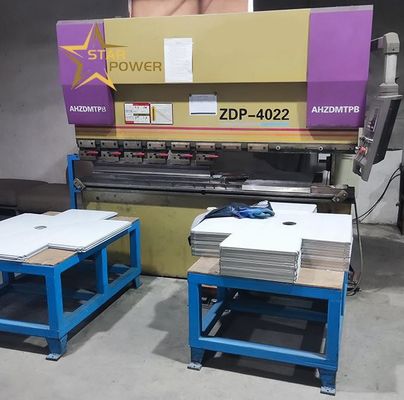 Inteligentna maszyna gięcia gniazdo gięcie kształtujące 1300mm kolumny spacing