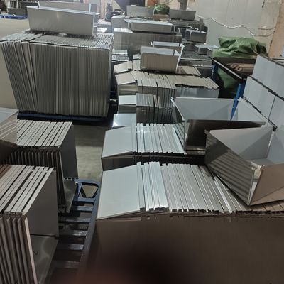 Cały sprzęt linii produkcyjnej zlewu ręcznego
