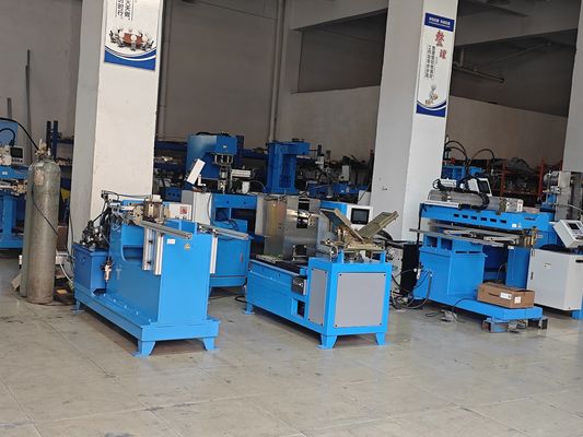 Cała automatyczna linia produkcyjna zlewu ręcznego jest zintegrowana