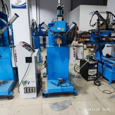 Hydrauliczna prasa do zgrzewania szwów zlewozmywaków kuchennych 380V 1800x1000x2100mm