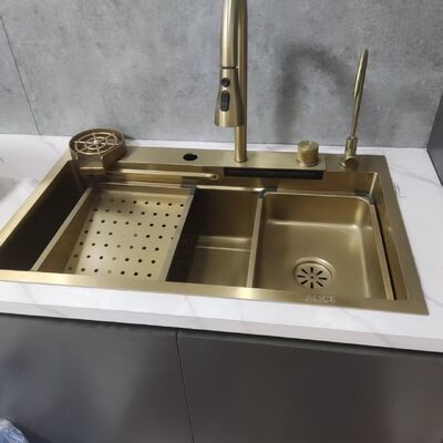 Dobra cena R10 Okrągły kącik bez ślepych końcówek 304/316 Ręcznie wykonany zlew kuchenny ze głębszą miską i podkładkami uderzeniowymi zmniejszającymi hałas w Internecie