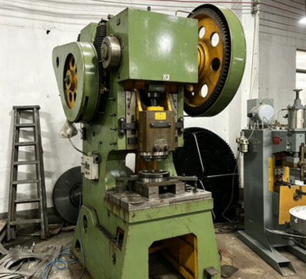 Dobra cena Automatyczna maszyna przemysłowa do powlekania folii. 380V napięcie robocze, 1800×1000×2100mm wymiary dla linii przetwarzania paneli z zlewu ze stali nierdzewnej 304. w Internecie